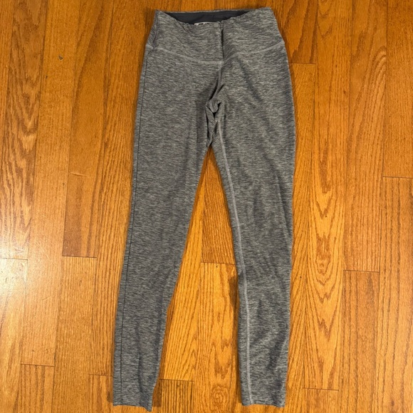 New Balance Gray Athletic Leggings Women’s Size XS - Picture 1 of 5